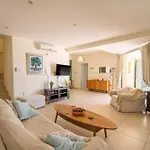 Bellevue Anarita